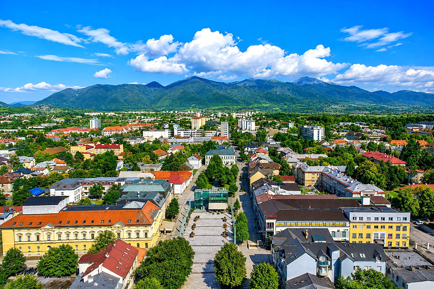 Martin – City Panorama & Malá Fatra Mountains Metal Plaque