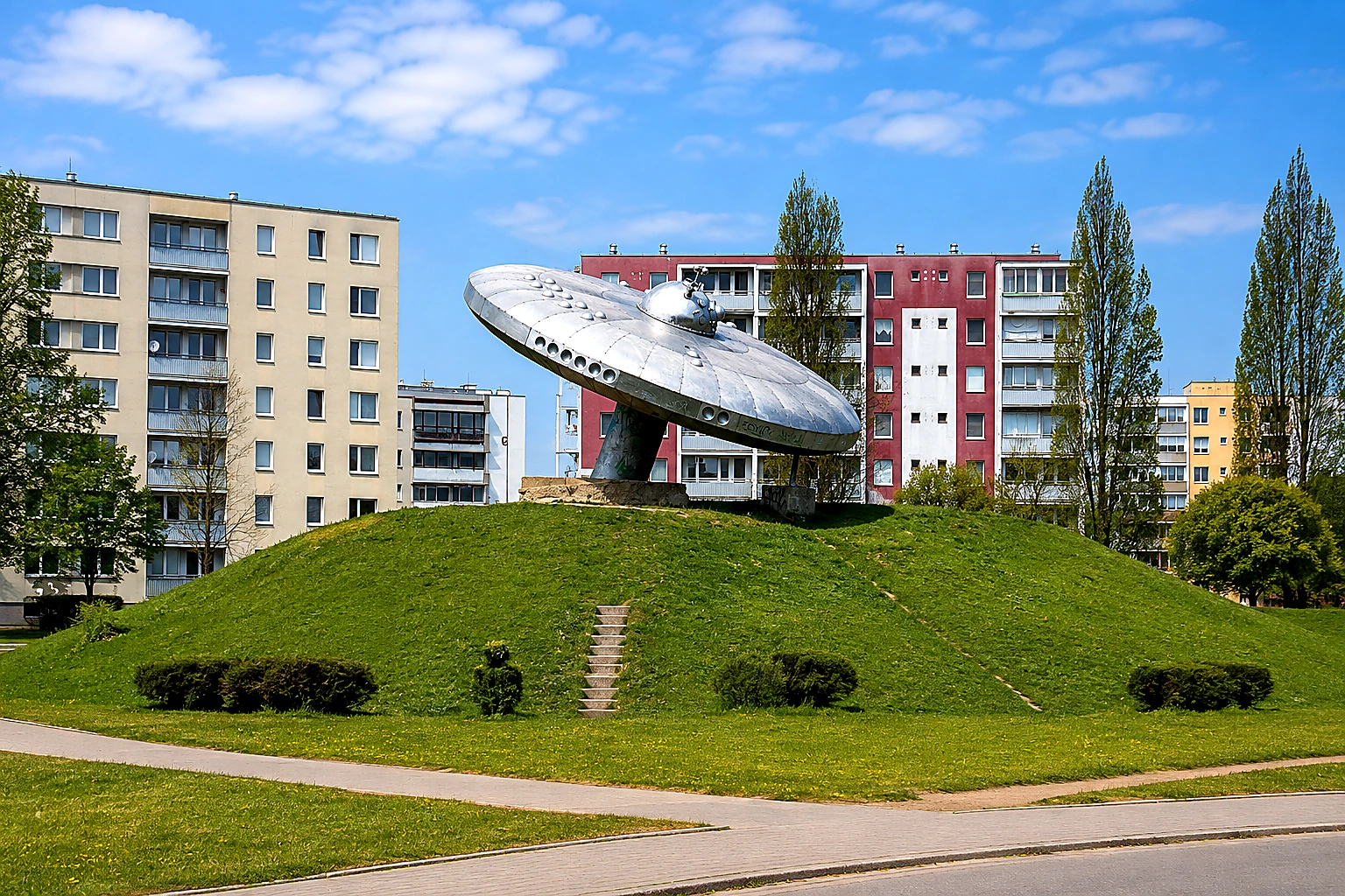 UFO Sculpture Bratislava Natural – Metal Plaque